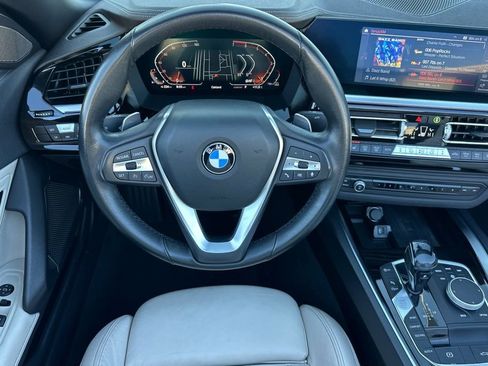 Used 2019 BMW Z4 sDrive30i w/ Premium Package image 14