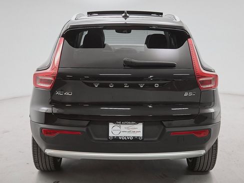 Certified 2024 Volvo XC40 B5 Plus w/ Protection Package Premier image 8