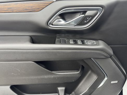 Certified 2023 Chevrolet Suburban Premier image 11