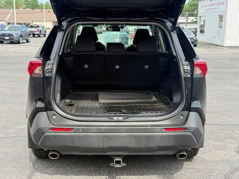 Used 2023 Toyota RAV4 XLE w/ Convenience Package AWD/4WD image 5
