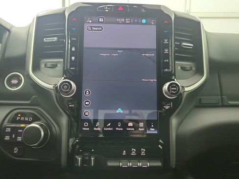 New 2026 RAM 1500 4x4 Crew Cab image 25