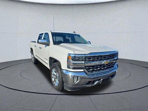 Used 2018 Chevrolet Silverado 1500 LTZ image 6