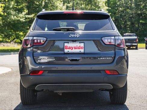 Used 2024 Jeep Compass Limited AWD/4WD image 7