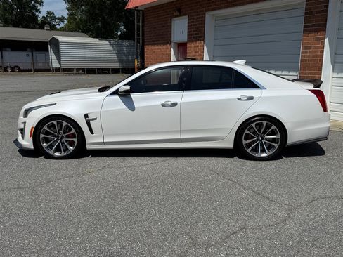 Used 2016 Cadillac CTS V w/ Carbon Fiber Package RWD image 19