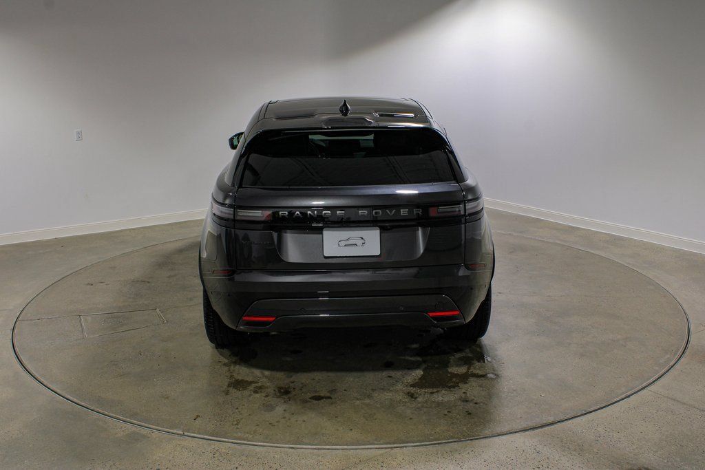 Certified 2026 Land Rover Range Rover Velar Dynamic SE AWD/4WD image 4