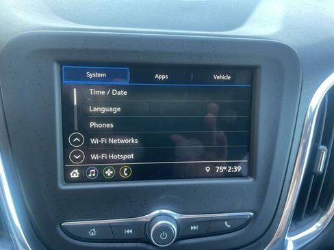 Used 2019 Chevrolet Equinox LT FWD image 35