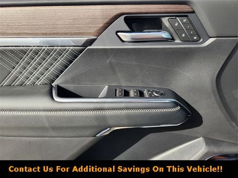 New 2026 GMC Acadia Denali w/ Super Cruise Package image 17