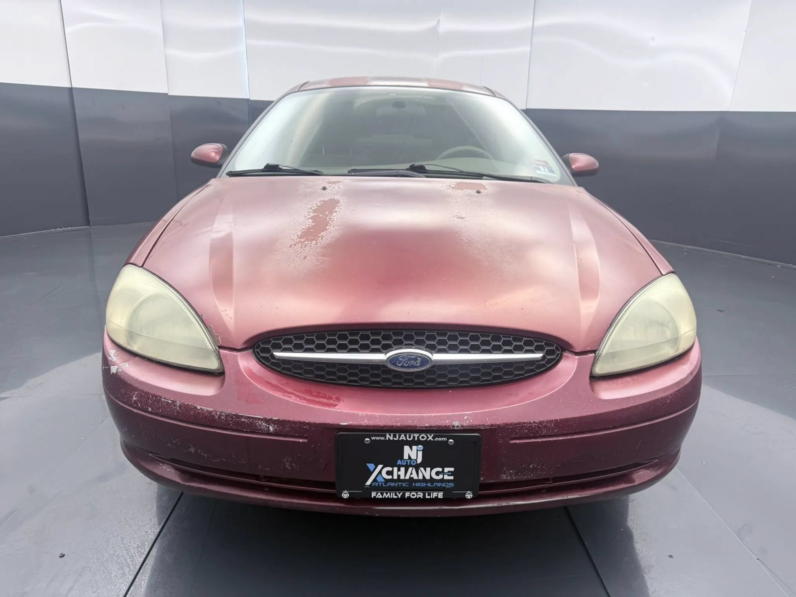 Used 2003 Ford Taurus SES FWD image 2