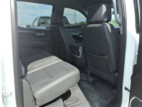 Used 2024 GMC Sierra 1500 SLT w/ SLT Premium Plus Package AWD/4WD image 13