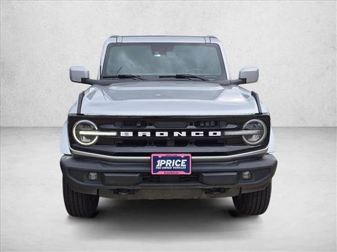Used 2022 Ford Bronco Outer Banks AWD/4WD image 2