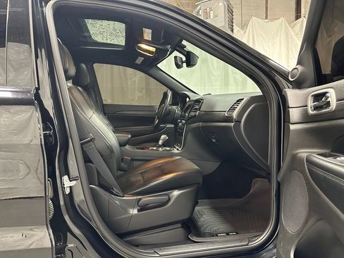 Used 2020 Jeep Grand Cherokee Altitude AWD/4WD image 55