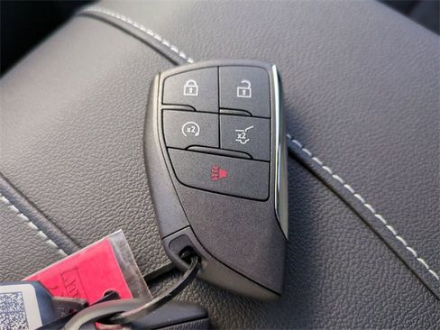 New 2026 Chevrolet Traverse LT w/ Driver Confidence Package image 30