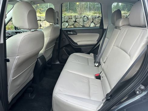 Used 2018 Subaru Forester 2.5i Limited image 11