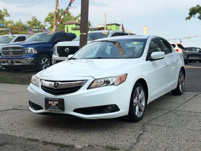 Used 2013 Acura ILX w/ Technology Package