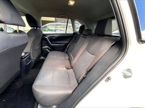 Certified 2025 Toyota RAV4 LE AWD/4WD image 15