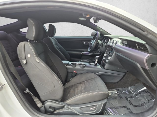 Used 2016 Ford Mustang GT RWD image 11