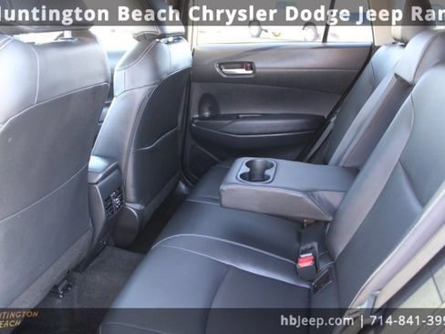 Used 2023 Toyota Corolla Cross XLE image 34