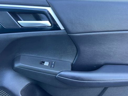 Used 2023 Mitsubishi Outlander SE image 20