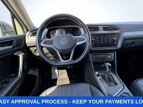 Used 2024 Volkswagen Tiguan SE FWD image 10