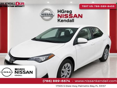Used 2017 Toyota Corolla LE FWD image 1