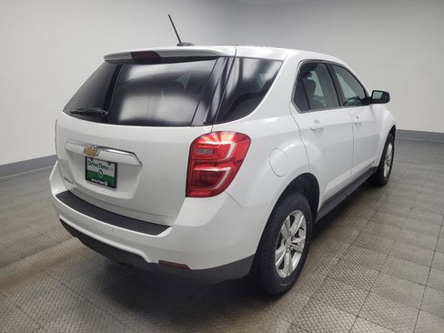 Used 2017 Chevrolet Equinox LS image 9