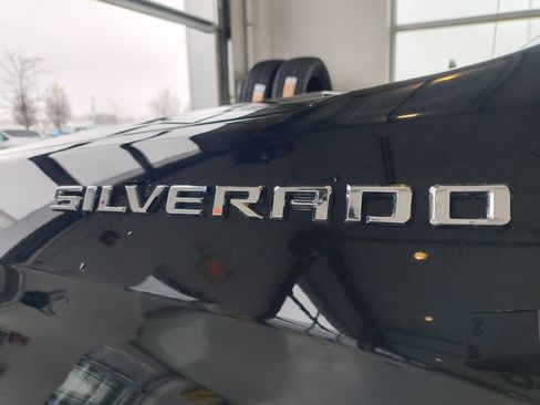 Used 2024 Chevrolet Silverado 1500 RST image 28