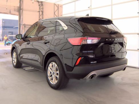Used 2020 Ford Escape SE AWD/4WD image 4