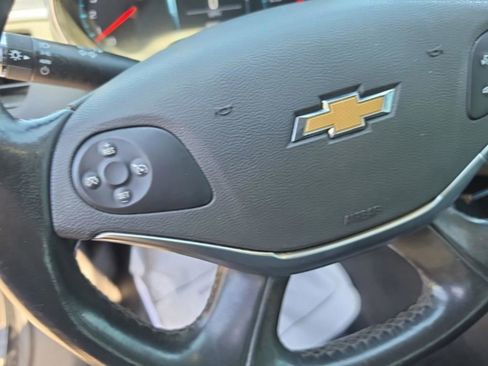 Used 2020 Chevrolet Impala LT FWD image 15