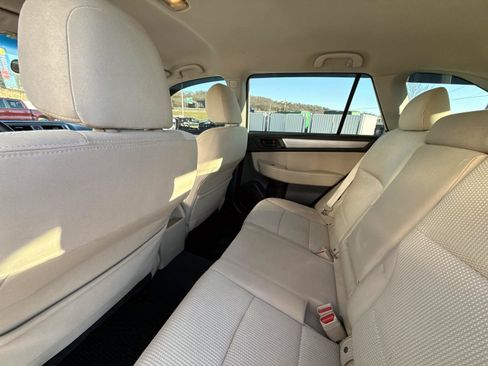 Used 2017 Subaru Outback 2.5i image 18