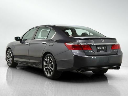 Used 2015 Honda Accord Sport image 3