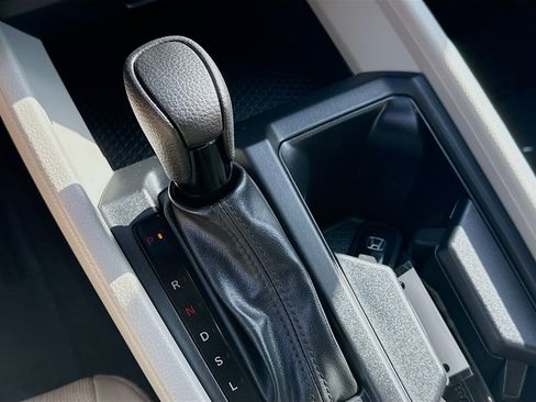 Certified 2024 Honda Accord LX image 15