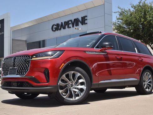 New 2026 Lincoln Aviator Reserve w/ Illumination Package AWD/4WD image 1