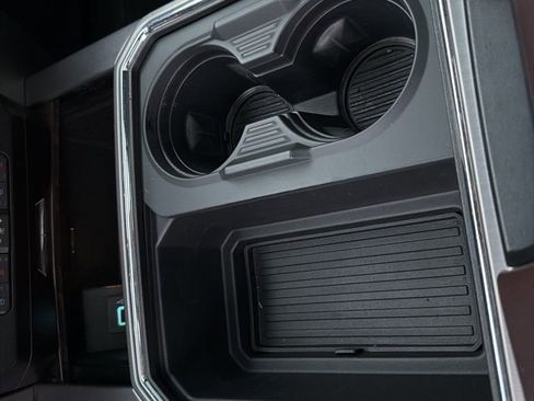 Used 2017 Ford F250 Platinum w/ Platinum Ultimate Package image 43