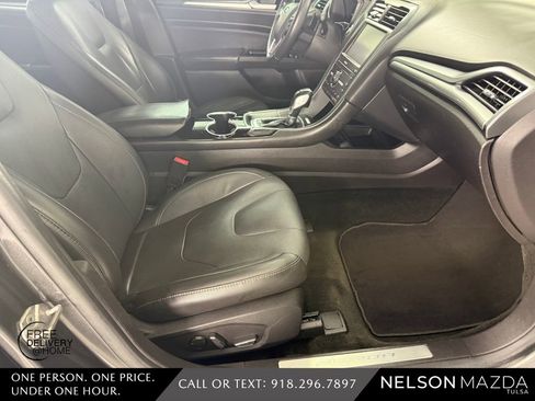 Used 2016 Ford Fusion Titanium FWD image 43