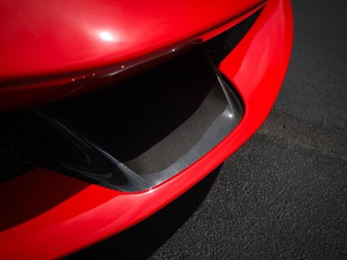 Used 2021 Ferrari SF90 Stradale AWD/4WD image 11