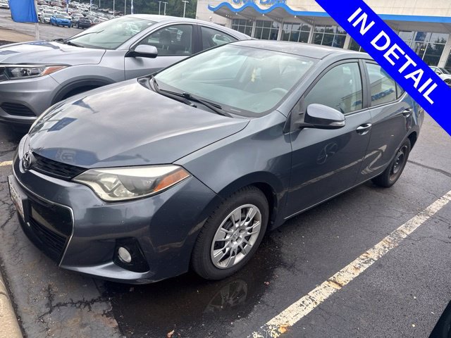 Used 2015 Toyota Corolla S FWD image 2