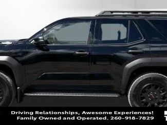 Used 2025 Toyota 4Runner SR5 AWD/4WD video 1