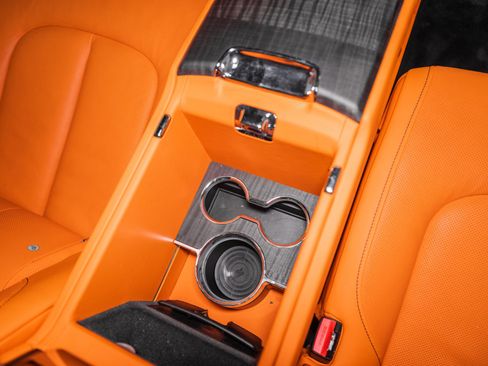 Used 2022 Rolls-Royce Cullinan w/ Dark Exterior Package image 29