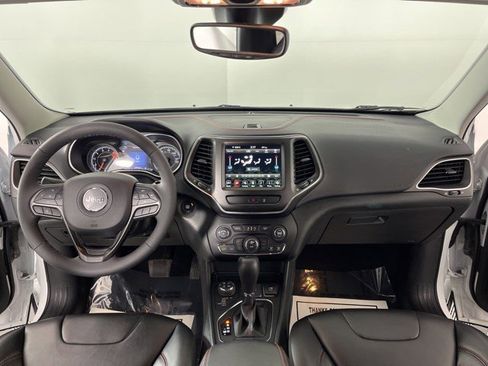 Used 2022 Jeep Cherokee Trailhawk w/ Sound & Nav Group AWD/4WD image 35