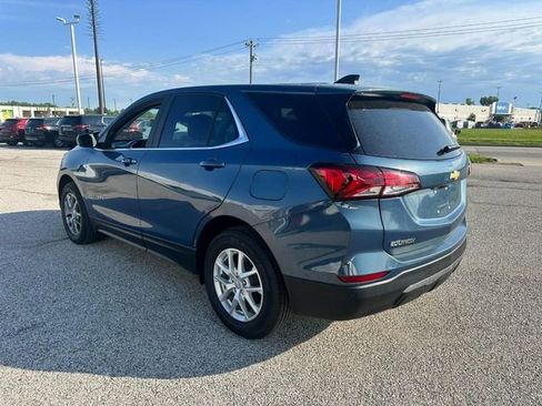 Used 2024 Chevrolet Equinox LT FWD image 3