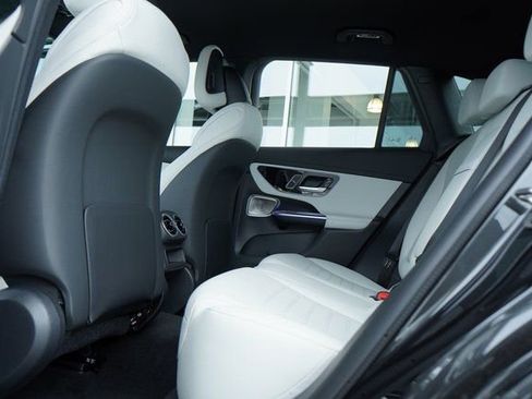 New 2026 Mercedes-Benz GLC 300 image 25