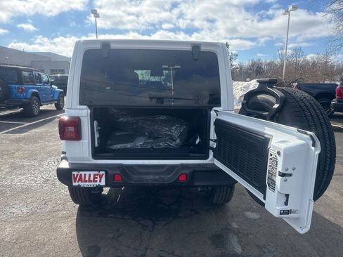 New 2026 Jeep Wrangler Sahara image 29