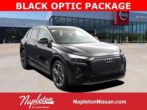 Used 2024 Audi Q4 e-tron Premium Plus w/ Premium Plus image 1