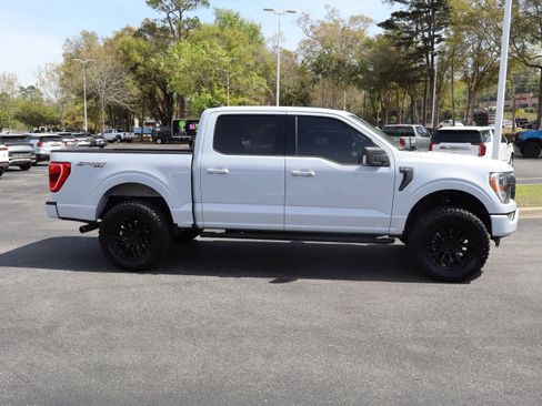Used 2022 Ford F150 XLT w/ Equipment Group 302A High image 12