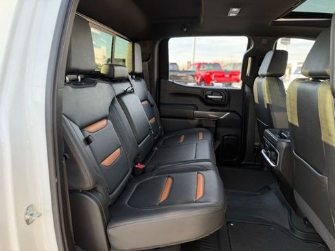 Used 2021 GMC Sierra 1500 AT4 w/ AT4 Premium Package image 24