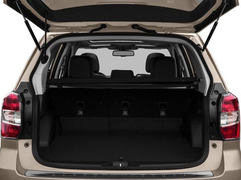 Used 2016 Subaru Forester 2.5i Touring w/ Eyesight & Navigation System image 7