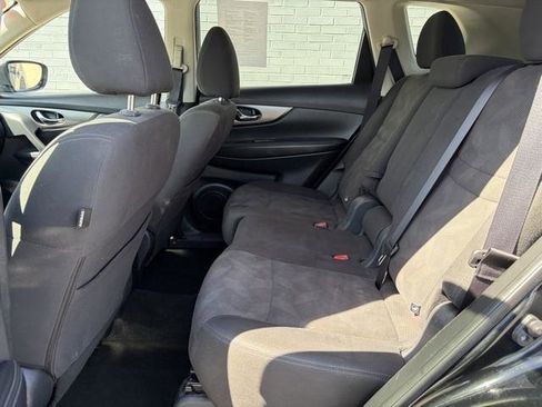 Used 2016 Nissan Rogue SV w/ SV Premium Package AWD/4WD image 24