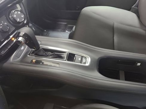 Used 2019 Honda HR-V LX image 29