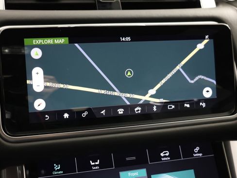 Used 2018 Land Rover Range Rover Sport SVR image 8