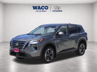 Used 2025 Nissan Rogue SV FWD video 3